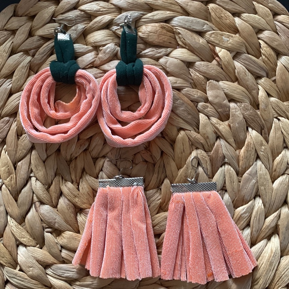 🪩4 for $25. Handmade fabric earrings set